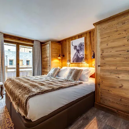 Spacieux 4 Pieces Avec Cheminee, Balcon Et Parking A - Fr-1-567-67 * Val-dʼIsère